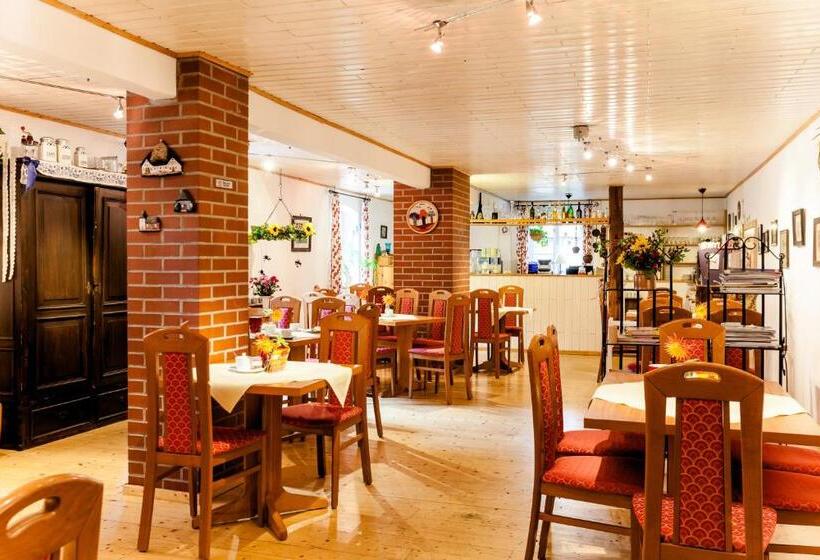 فندق Meyers Hofcafe