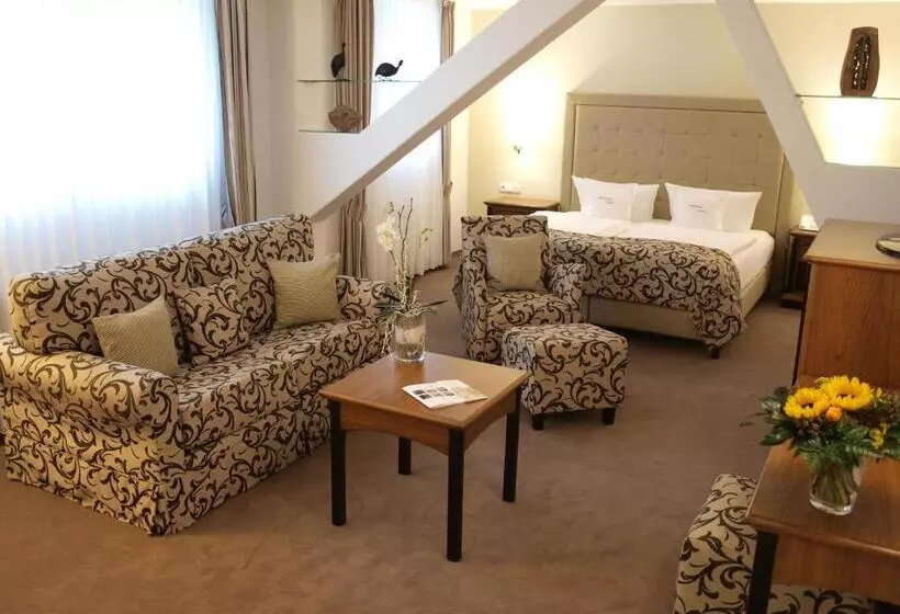 ホテル Niemeyers Romantik Post