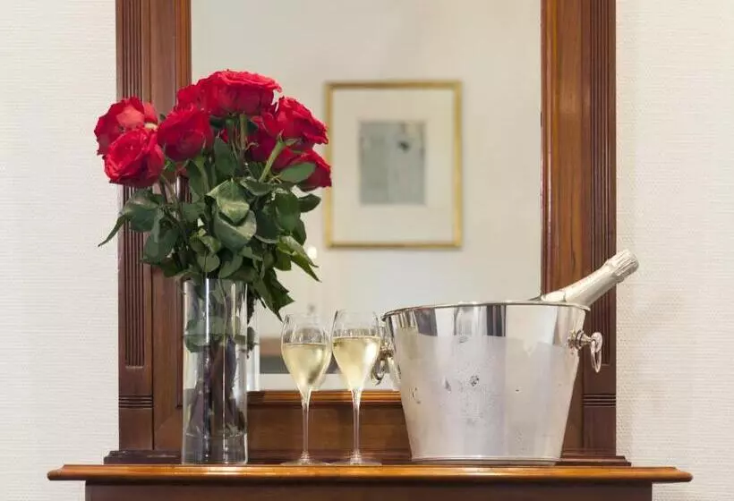 ホテル Niemeyers Romantik Post