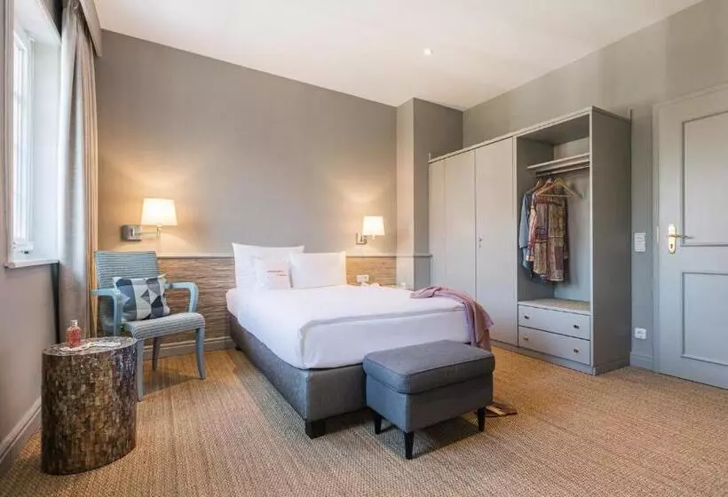 ホテル Niemeyers Romantik Post