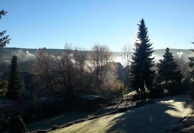 Hotelli Pension Haus Petra