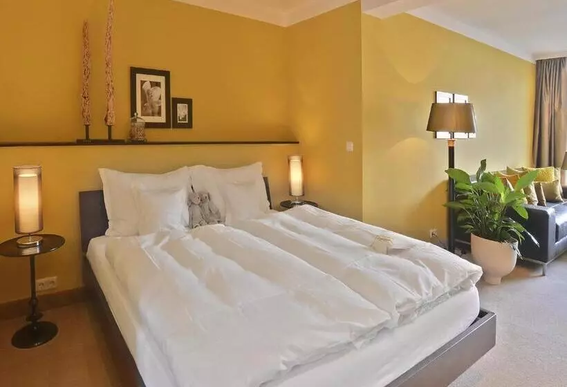 Hotelli Rosendomizil