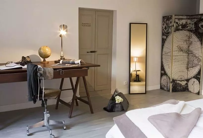 هتل Surprenantes  La Nuit