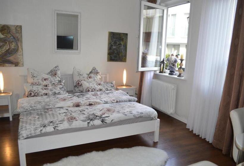 호텔 Ulrike S Pension Am Kurpark