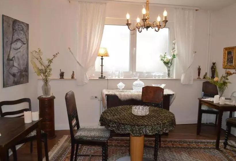 Hotelli Ulrike S Pension Am Kurpark