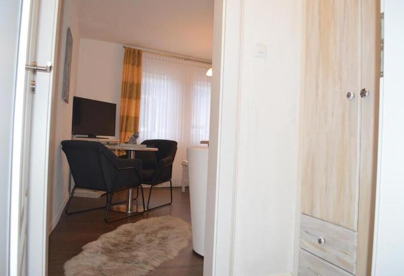 호텔 Ulrike S Pension Am Kurpark