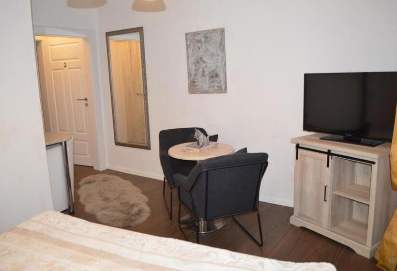 호텔 Ulrike S Pension Am Kurpark