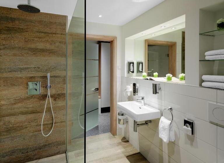 בית מלון כפרי Und Pension Seereich