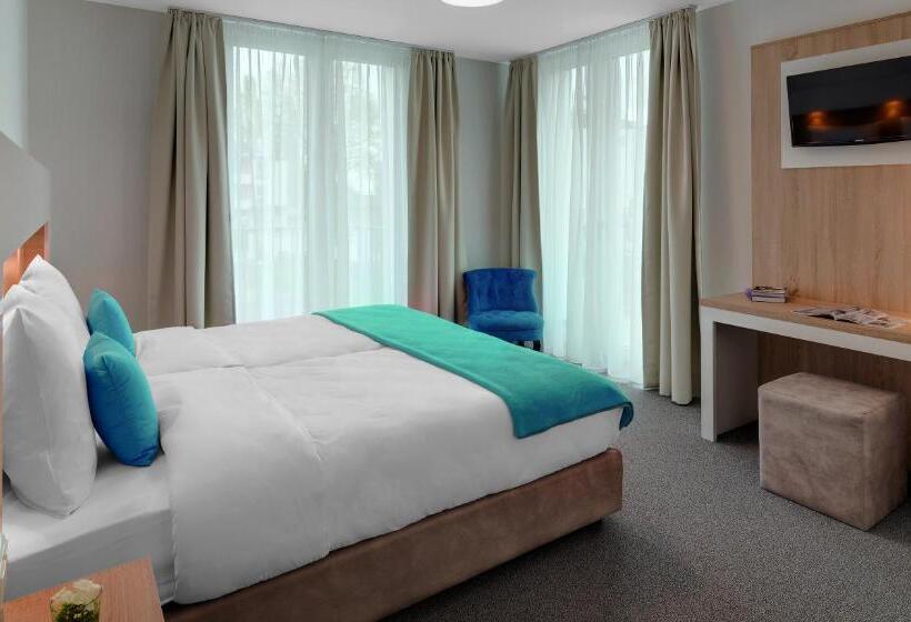 בית מלון כפרי Und Pension Seereich