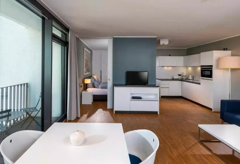 Waveboard Hotel & Boardinghouse
