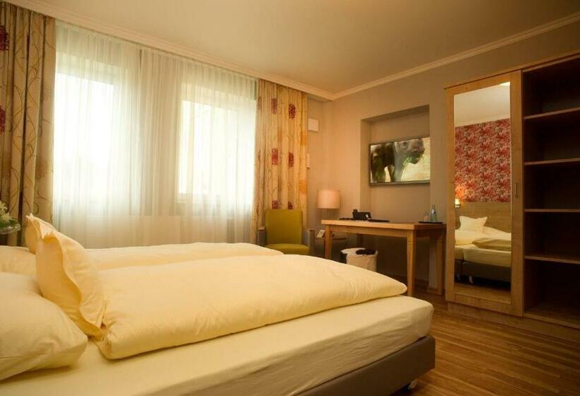 Landhotel Kuralpe Kreuzhof