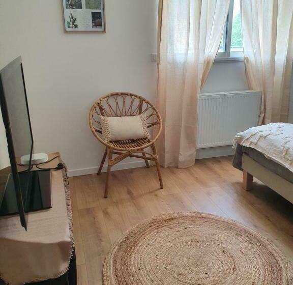 Bed and Breakfast Chambre 15 M2 Avec Sdb Privative