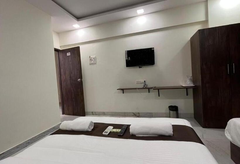 Hotelli Plaza Rooms Prabhadevi Dadar