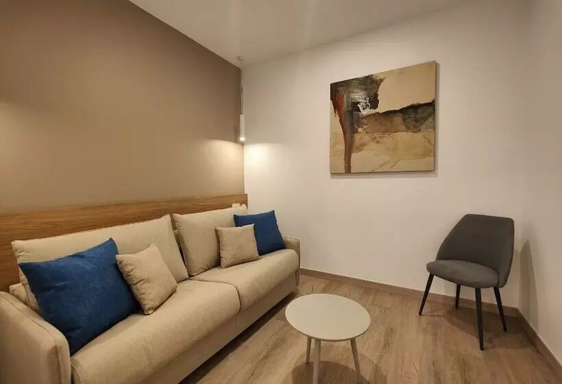 ペンション Carducci Art Guesthouse