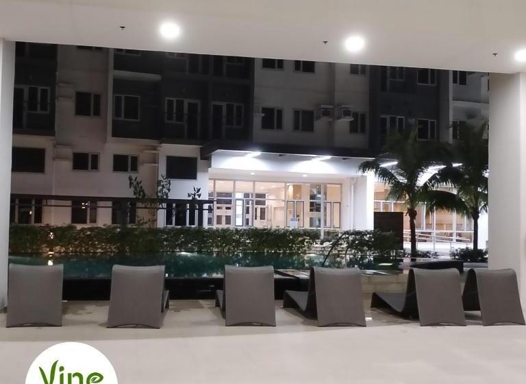 Vine Residences Staycation