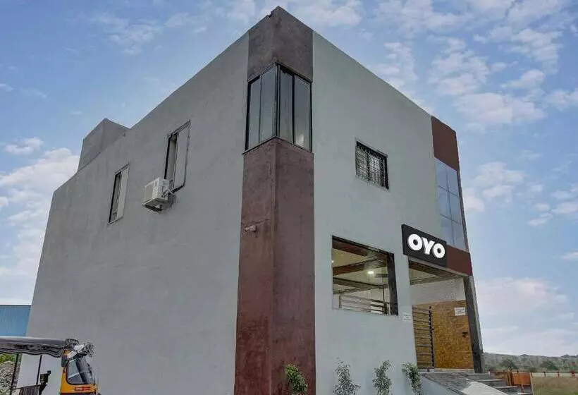 Hotelli Oyo Flagship 81306  Galaxy