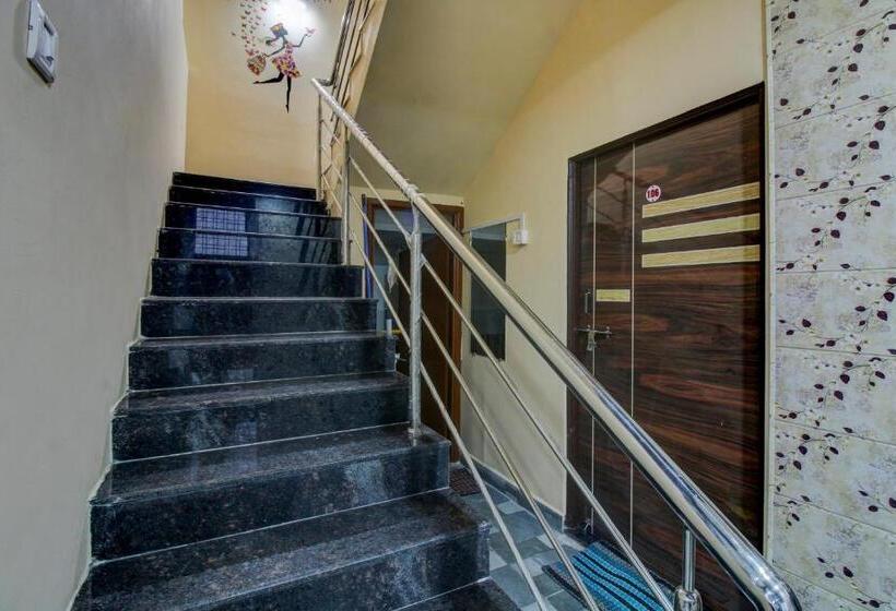 Hotel Oyo Flagship 81306  Galaxy