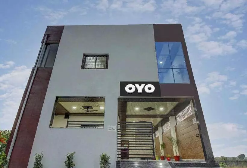 Hotelli Oyo Flagship 81306  Galaxy