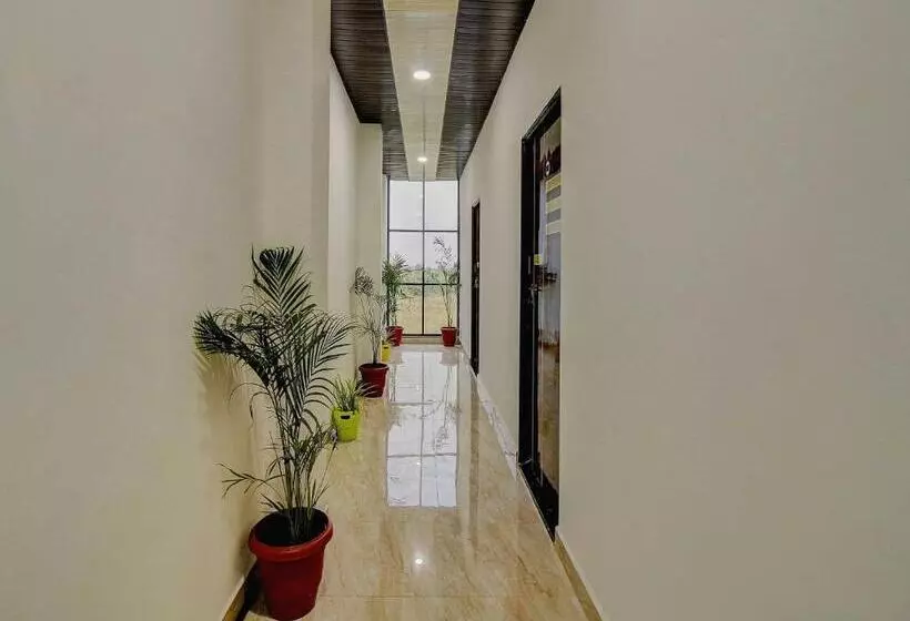 Hotelli Oyo Flagship 81306  Galaxy