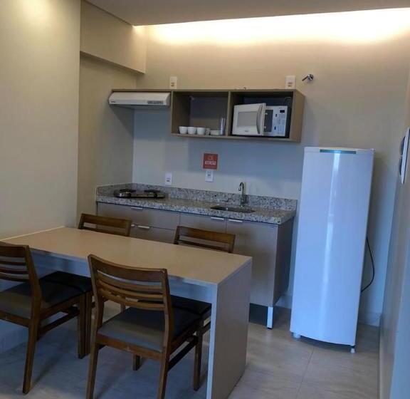 Hotel Salinas Park Resort