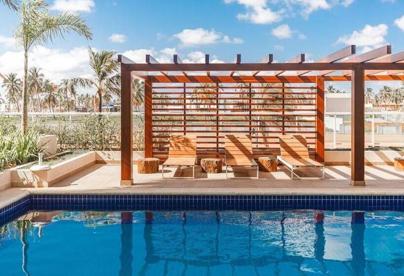 Hotel Salinas Park Resort