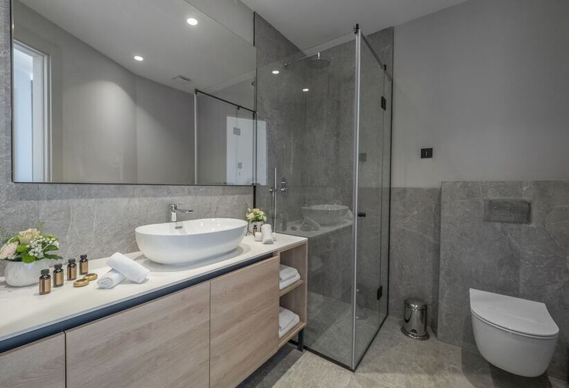 هتل Sea Star Budva