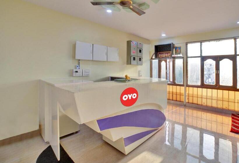 בית מלון כפרי Spot On Sri Datta Grand Inn