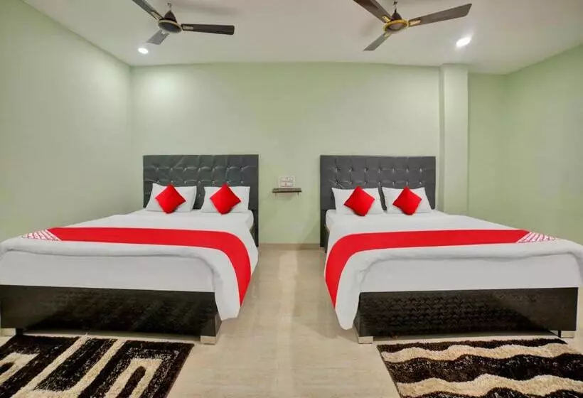 ホテル Spot On Sri Datta Grand Inn