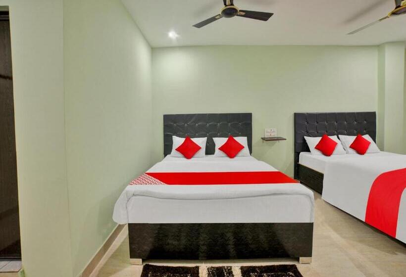 בית מלון כפרי Spot On Sri Datta Grand Inn