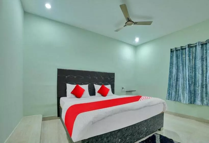 ホテル Spot On Sri Datta Grand Inn