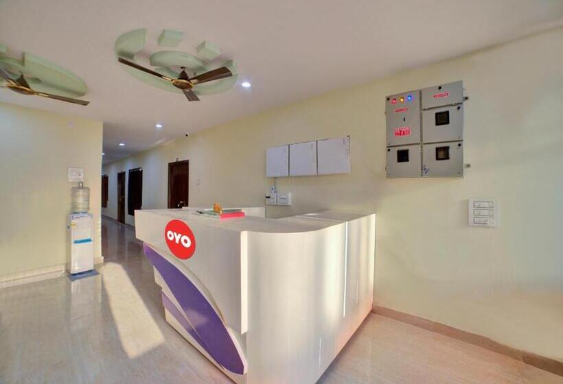 בית מלון כפרי Spot On Sri Datta Grand Inn