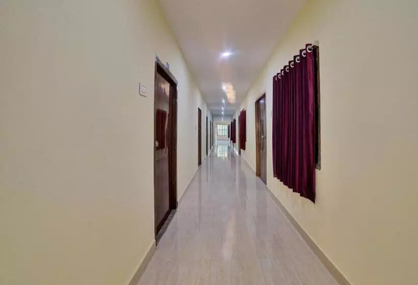 ホテル Spot On Sri Datta Grand Inn