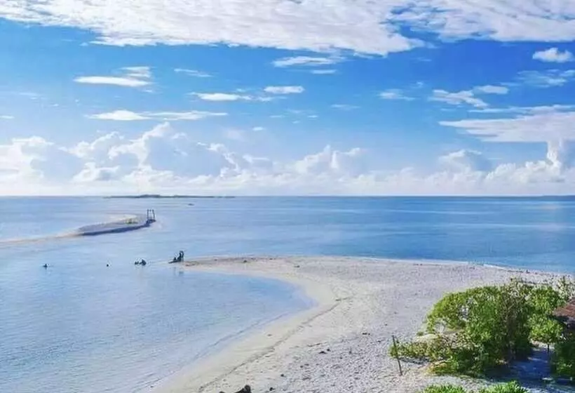 پانسیون Oasis Village Fenfushi, Maldives