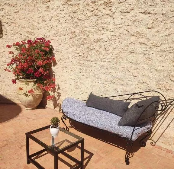 Majatalo Riad Bini Ddik