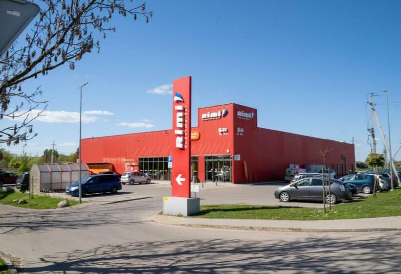 پانسیون Romainiai Guest House