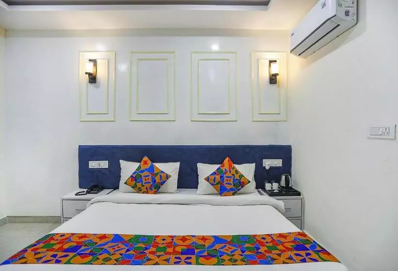 Fabhotel Cosmos
