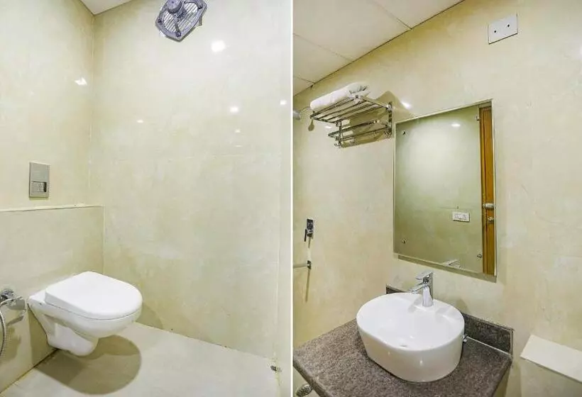 Fabhotel Cosmos