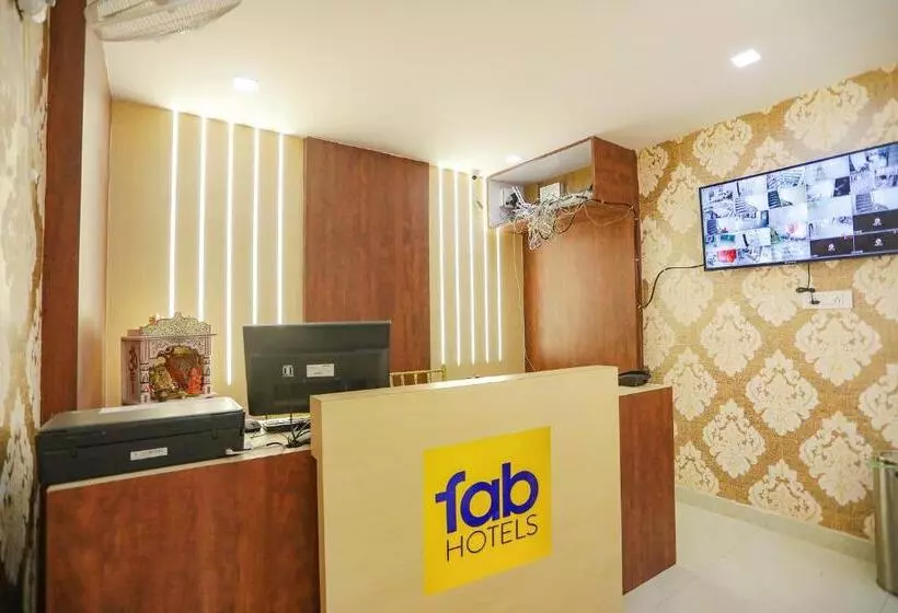 Fabhotel Cosmos