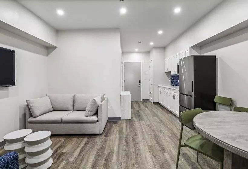 Hotelli Seaport Suites