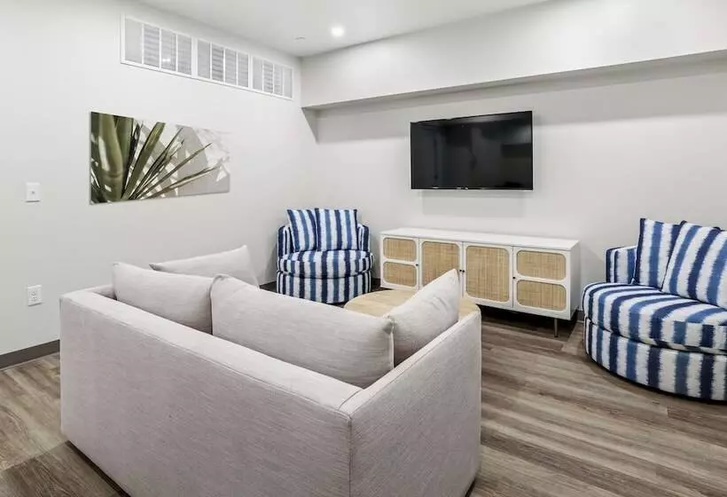 Hotelli Seaport Suites