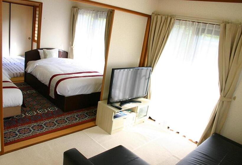 ペンション 山中湖リゾートハウスⅱ