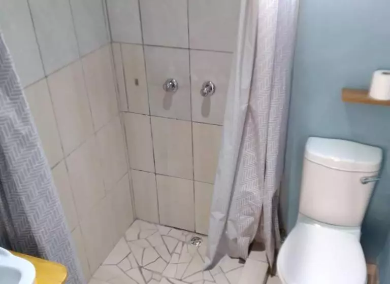 پانسیون Kadavu Accommodations