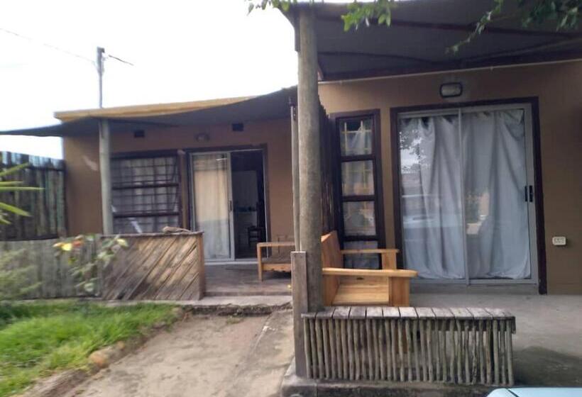 پانسیون Kadavu Accommodations