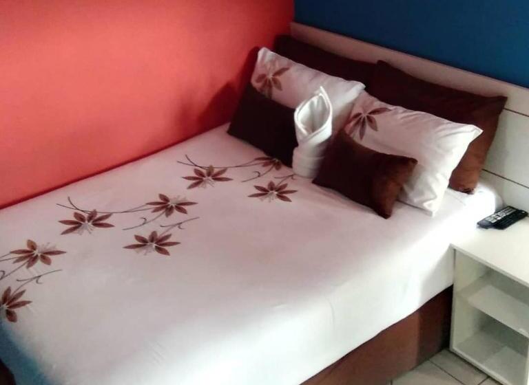 پانسیون Kadavu Accommodations