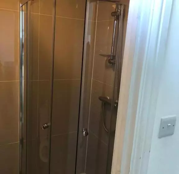 Majatalo London X Dm Weekly X Monthly Discounts X W13