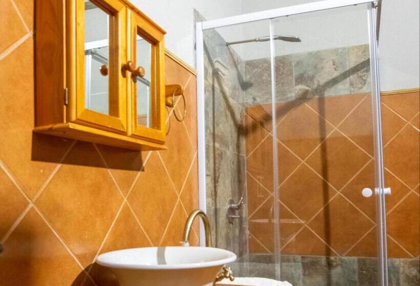 Bed & Breakfast Equeen Inn At Castle Da Angelo