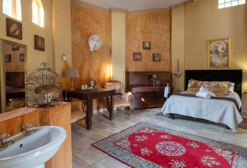 Bed & Breakfast Equeen Inn At Castle Da Angelo