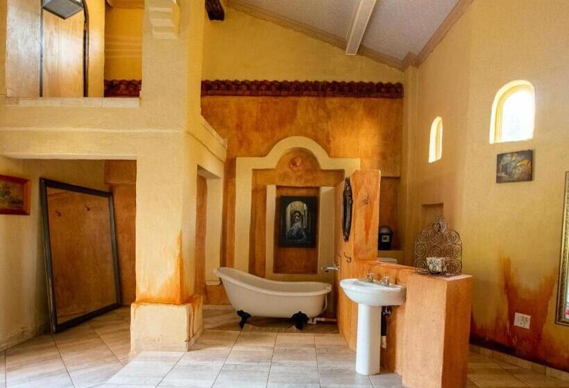 Bed & Breakfast Equeen Inn At Castle Da Angelo