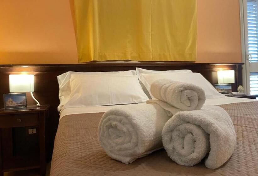 Bed and Breakfast Bb La Fenice Noto