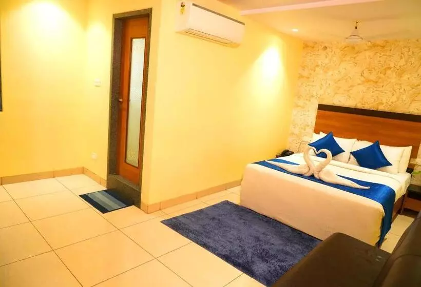 Hotelli Sri Brundavan Grand Inn